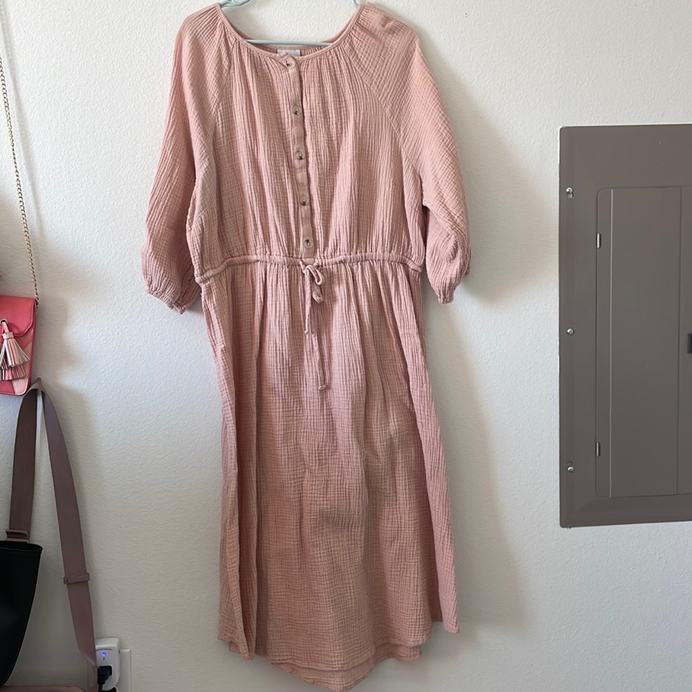 Light pink dress